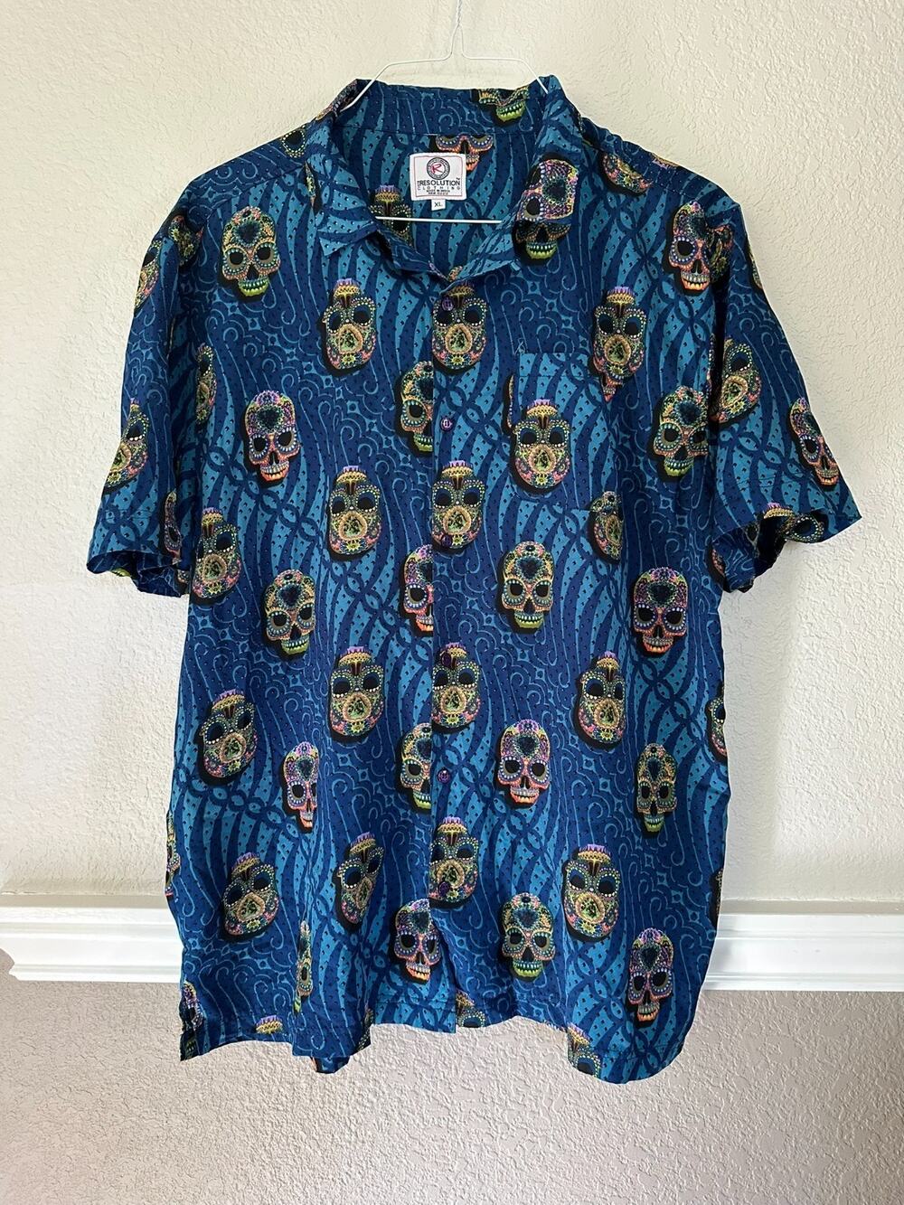 One Resolution Mens XL Blue Skull Day of the Dead / Dia De Los Muertos Shirt